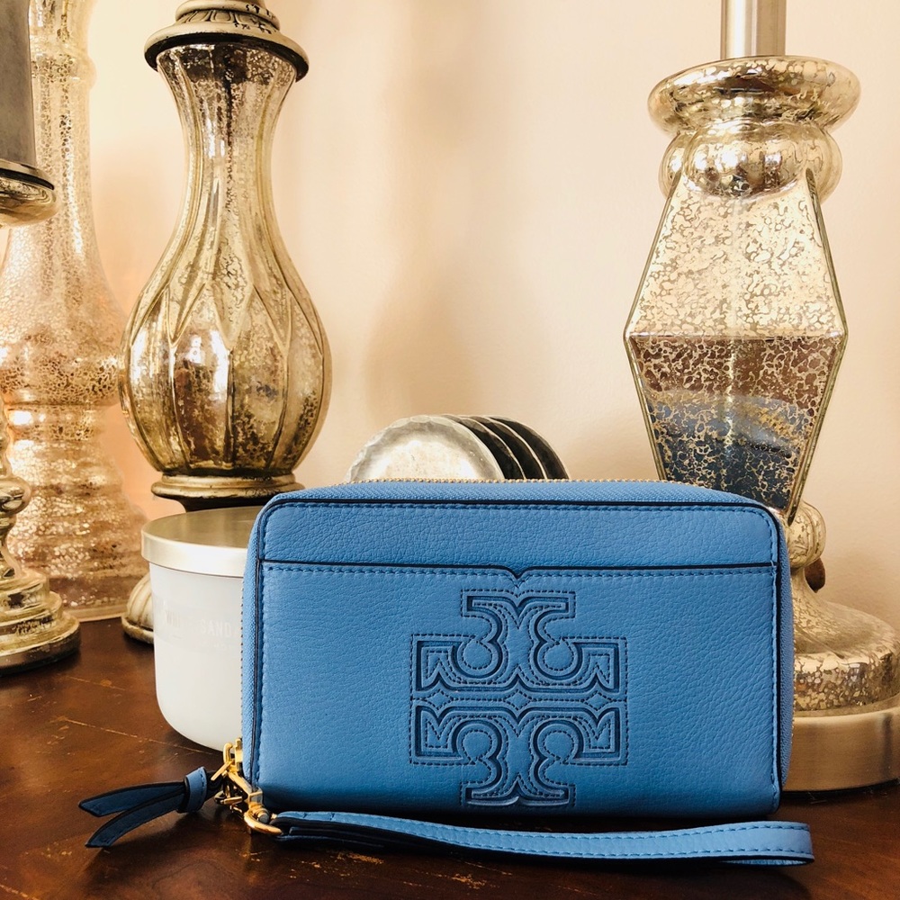 Tory Burch Harper iPhone wristlet